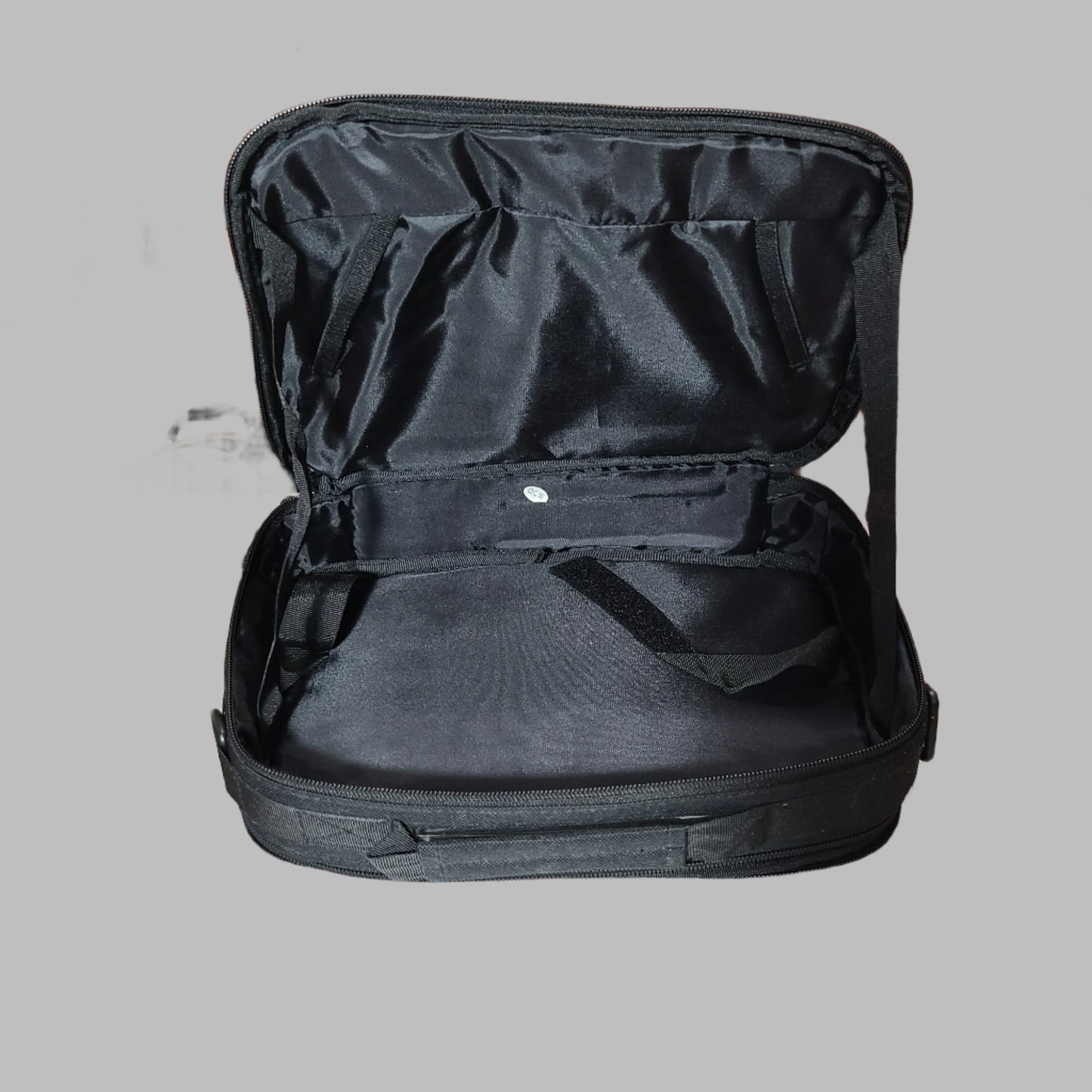 RCA DRC6309 Portable DVD Player w/ Case & Accessories - Tested - LIKE NEW