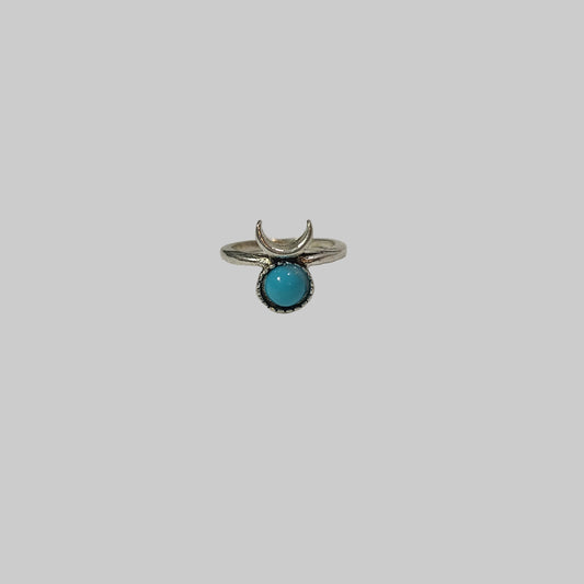 Silver Turquoise Round Moon Ring - NEW