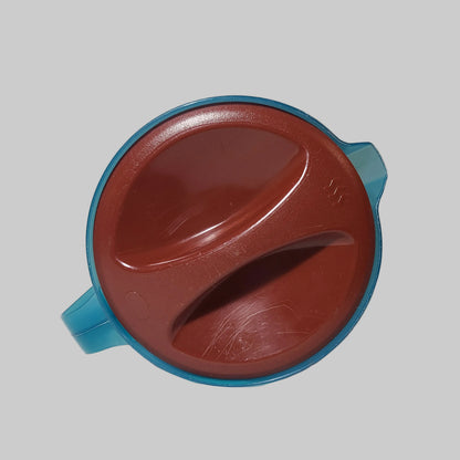 Rubbermaid 1 Gallon Plastic Teal Pitcher - USED