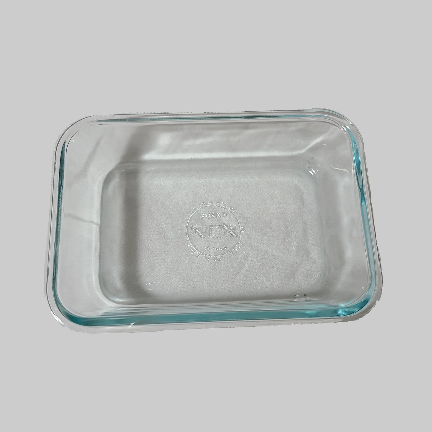 Pyrex 8602 Glass Food Storage Container - No Lid - USED