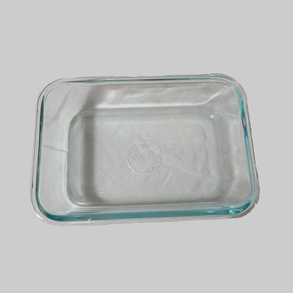 Pyrex 8602 Glass Food Storage Container - No Lid - USED