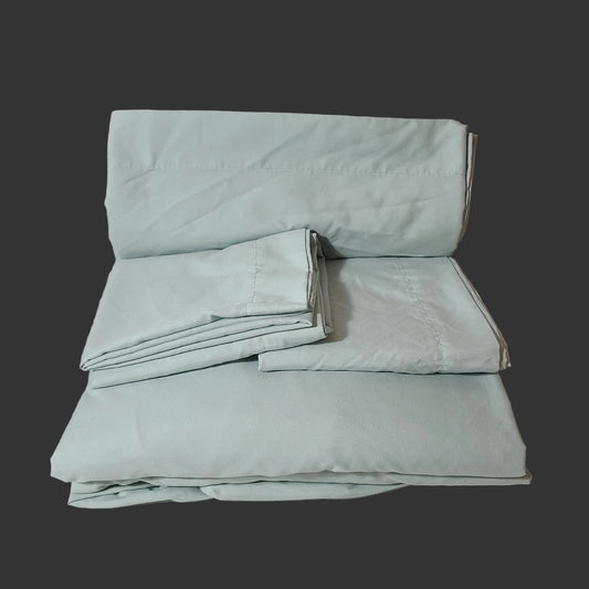 Room Essentials Easy Care Cotton Blend Sateen Mint Green Sheet Set - King - USED