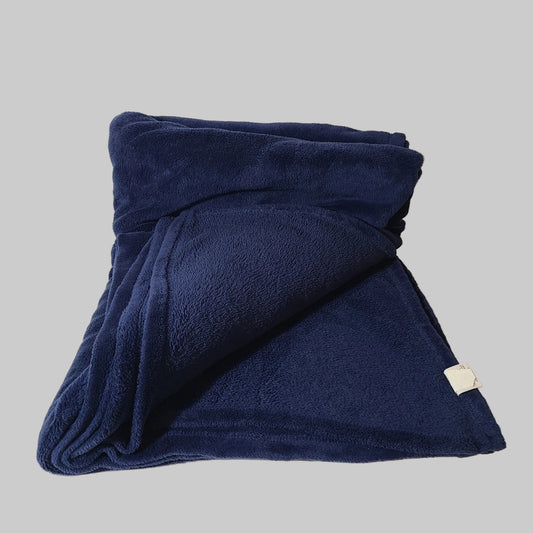 Room Essentials Navy Blue Fleece Throw Blanket - Twin XL/Full - USED