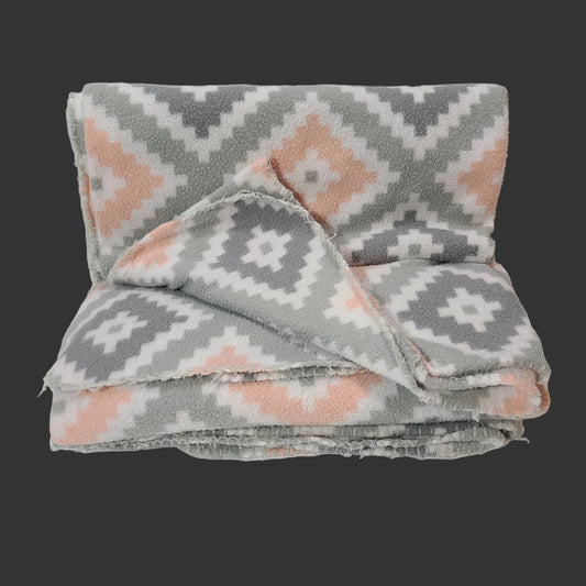 Mainstays Blush Pink Gray Fleece Lap Blanket - USED